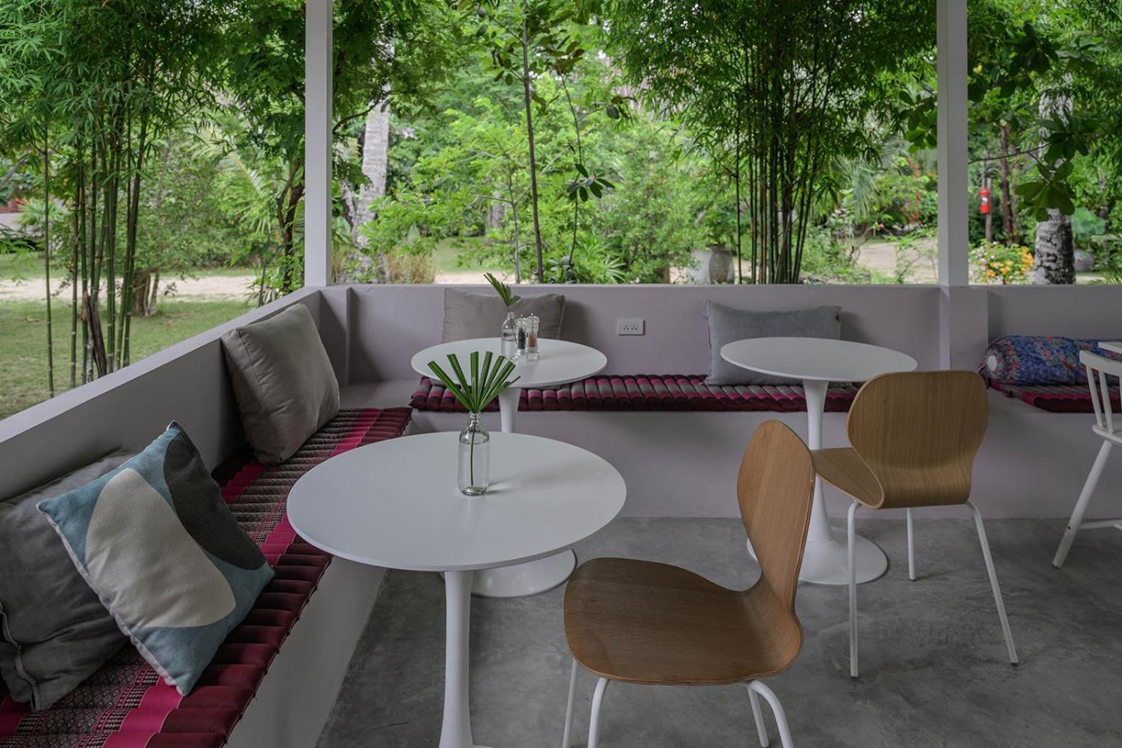 Boonya Swiss Home Чалоклум Екстериор снимка